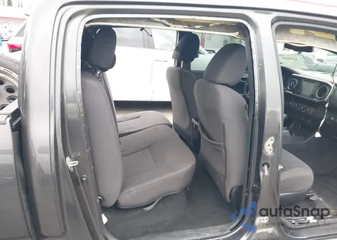 2017 Toyota Tacoma Trd Off Road z USA, uszkodzony, nr VIN 3TMDZ5BN1HM021526